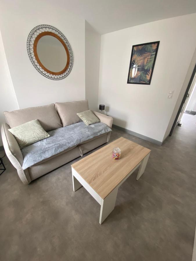 Апартаменты Le Studio - Logement Entier A Deols Экстерьер фото
