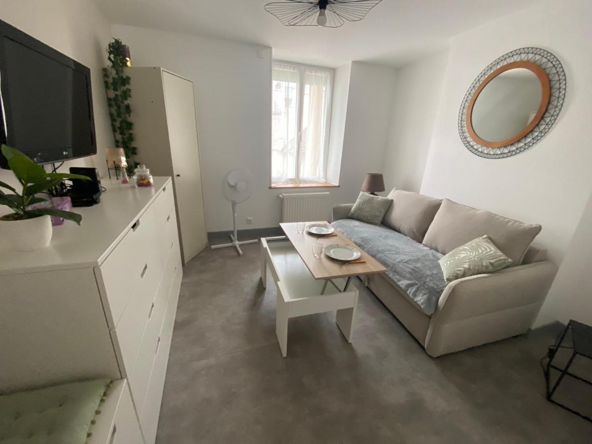Апартаменты Le Studio - Logement Entier A Deols Экстерьер фото